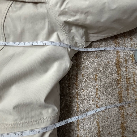 The North Face Women's Cream Arctic Down Parka - Picture 8 of 12